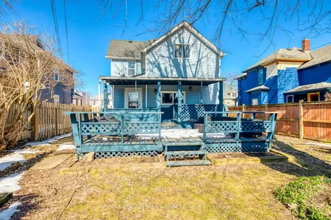 4456 Ellis Street Niagara Falls ON L2E 1H4