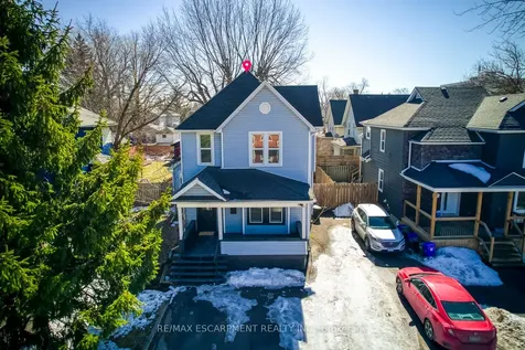4456 Ellis Street Niagara Falls ON L2E 1H4