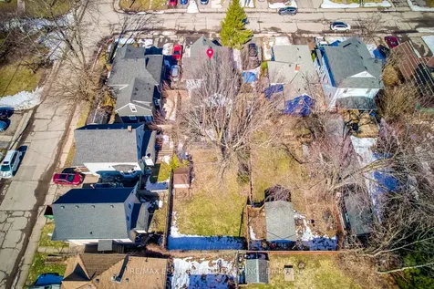 4456 Ellis Street Niagara Falls ON L2E 1H4