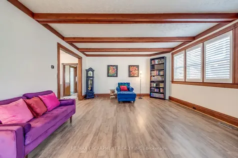 4456 Ellis Street Niagara Falls ON L2E 1H4