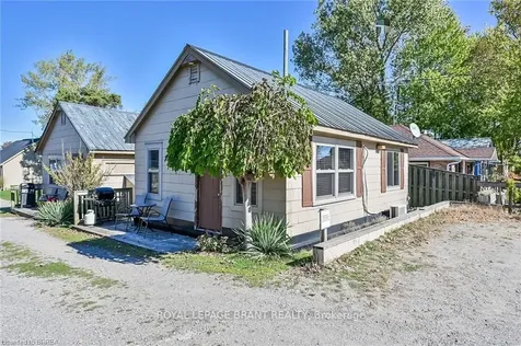 48-50 Erie Boulevard Norfolk ON N0E 1M0