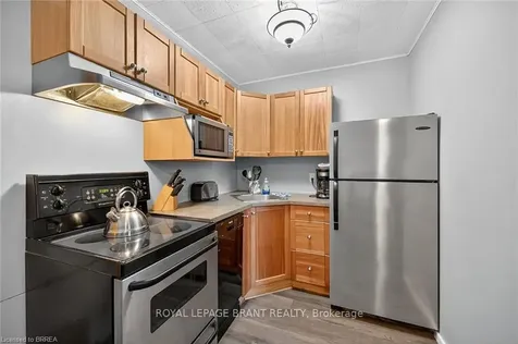 48-50 Erie Boulevard Norfolk ON N0E 1M0