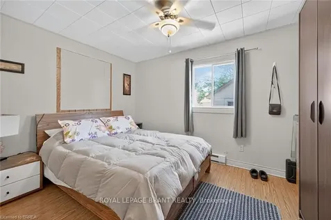 48-50 Erie Boulevard Norfolk ON N0E 1M0