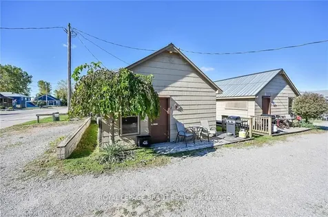 48-50 Erie Boulevard Norfolk ON N0E 1M0