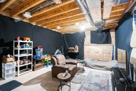 233 Louise Street Welland ON L3B 1S9