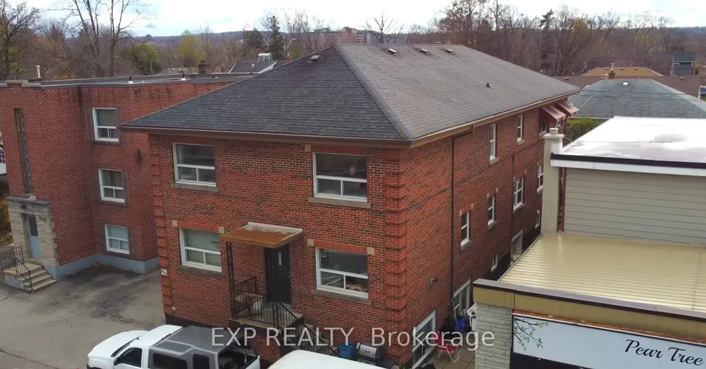 2342 King Street E Avenue Hamilton ON L8K 1X7