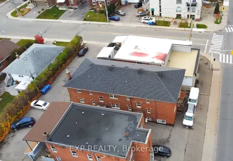 2342 King Street E Avenue Hamilton ON L8K 1X7