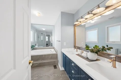 76 Hansen Avenue Kanata ON K2K 2L7