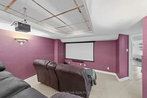 76 Hansen Avenue Kanata ON K2K 2L7
