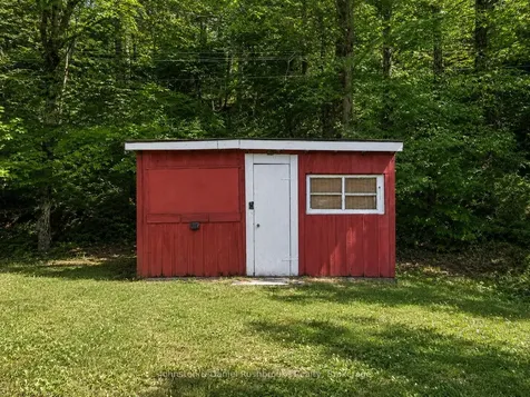 1020 Gordonier Lk Road Private Bracebridge ON P1L 1X3