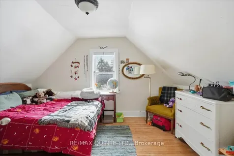 163 Main Street Prince Edward County ON K0K 1G0