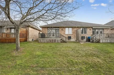 1041 Pine Street Haldimand ON N1A 2N1