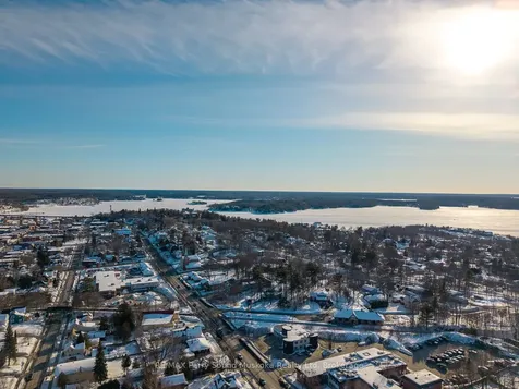 55 A Cascade Street E Parry Sound ON P2A 1K3