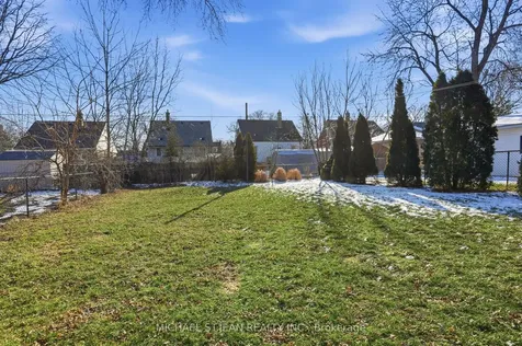 176 Adair Avenue N Hamilton ON L8H 6A9