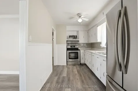 176 Adair Avenue N Hamilton ON L8H 6A9