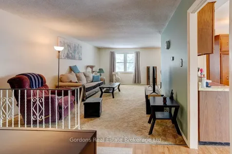 284 Catalina Drive Quinte West ON K8R 1C7
