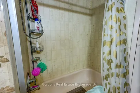 284 Catalina Drive Quinte West ON K8R 1C7