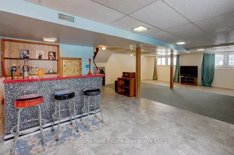 284 Catalina Drive Quinte West ON K8R 1C7