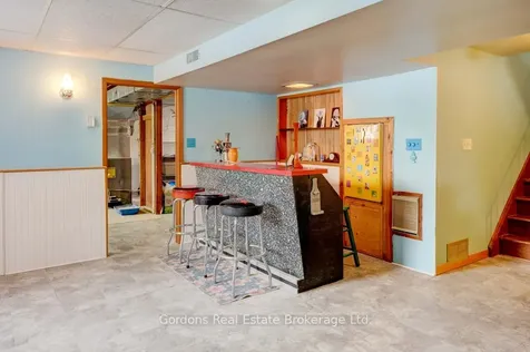 284 Catalina Drive Quinte West ON K8R 1C7