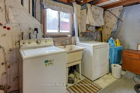 284 Catalina Drive Quinte West ON K8R 1C7