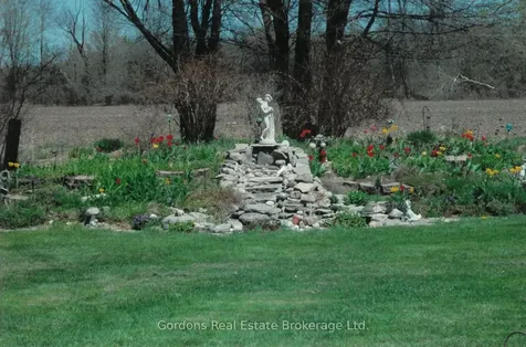 284 Catalina Drive Quinte West ON K8R 1C7