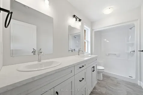 87 Hastings Park Drive Belleville ON K8P 0J1
