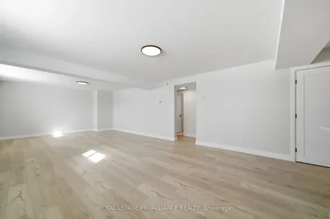 87 Hastings Park Drive Belleville ON K8P 0J1