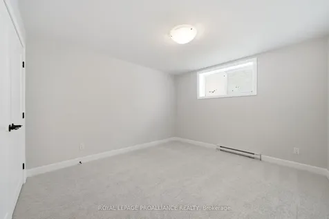 87 Hastings Park Drive Belleville ON K8P 0J1