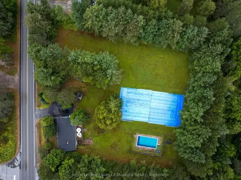 574 Ravenscliffe Road Huntsville ON P1H 1N5