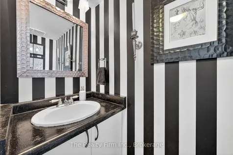 397 Springbank Avenue N Woodstock ON N4T 1P8