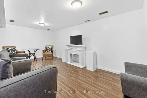 397 Springbank Avenue N Woodstock ON N4T 1P8