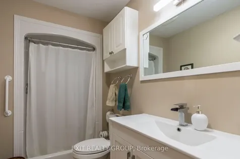 36 Cretney Drive Prince Edward County ON K0K 3L0