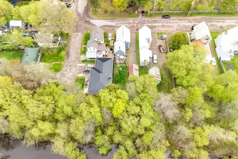 408 Moffat Street Pembroke ON K8A 3X9