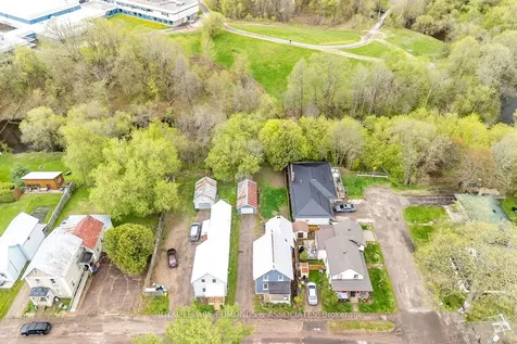 408 Moffat Street Pembroke ON K8A 3X9