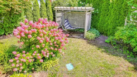 215 Island Street Saugeen Shores ON N0H 2L0