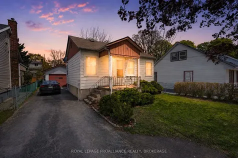 7 Dunkirk Avenue Kingston ON K7K 2H3