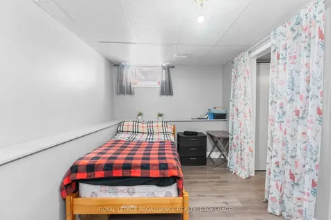 7 Dunkirk Avenue Kingston ON K7K 2H3