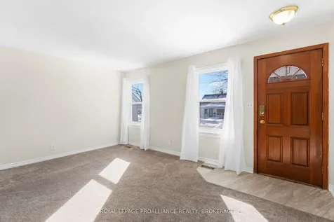 7 Dunkirk Avenue Kingston ON K7K 2H3