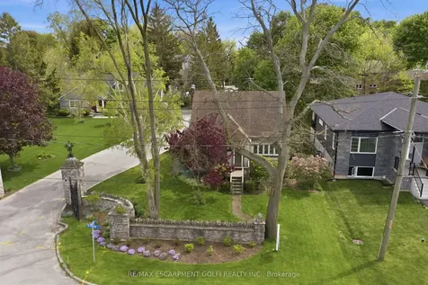 334 Sugarloaf Street Port Colborne ON L3K 2P3