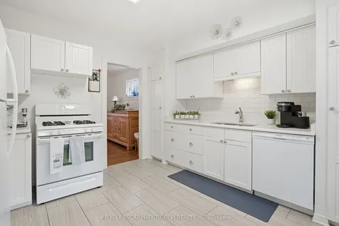 334 Sugarloaf Street Port Colborne ON L3K 2P3