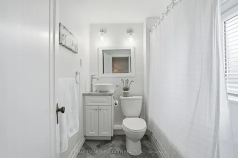 334 Sugarloaf Street Port Colborne ON L3K 2P3