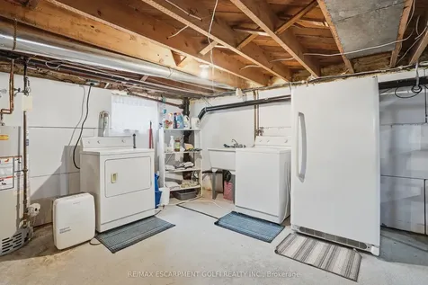 334 Sugarloaf Street Port Colborne ON L3K 2P3