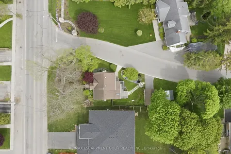 334 Sugarloaf Street Port Colborne ON L3K 2P3