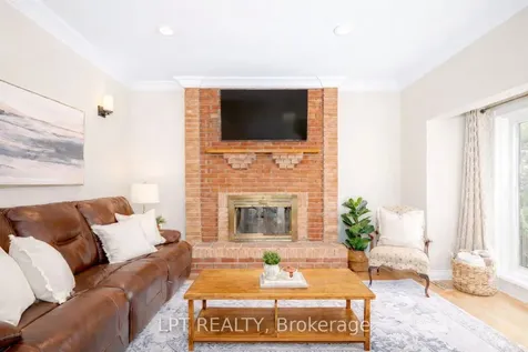234 Angeline Street N Kawartha Lakes ON K9V 5E9