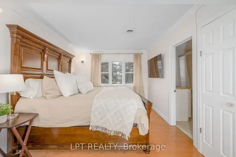 234 Angeline Street N Kawartha Lakes ON K9V 5E9