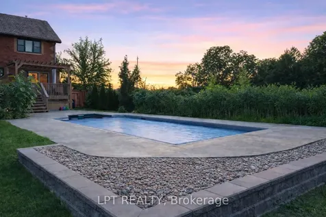 234 Angeline Street N Kawartha Lakes ON K9V 5E9