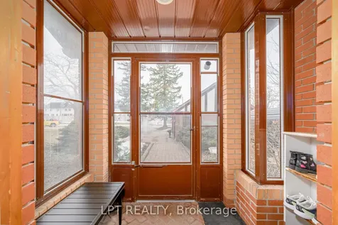 234 Angeline Street N Kawartha Lakes ON K9V 5E9