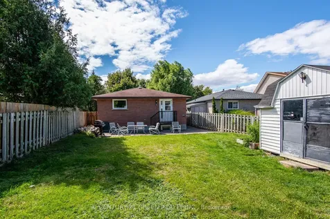 8 Pamela Place Guelph ON N1H 8C9