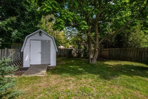 8 Pamela Place Guelph ON N1H 8C9