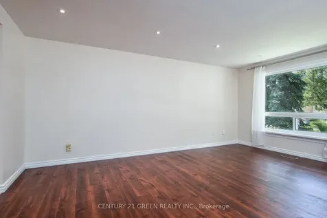 8 Pamela Place Guelph ON N1H 8C9